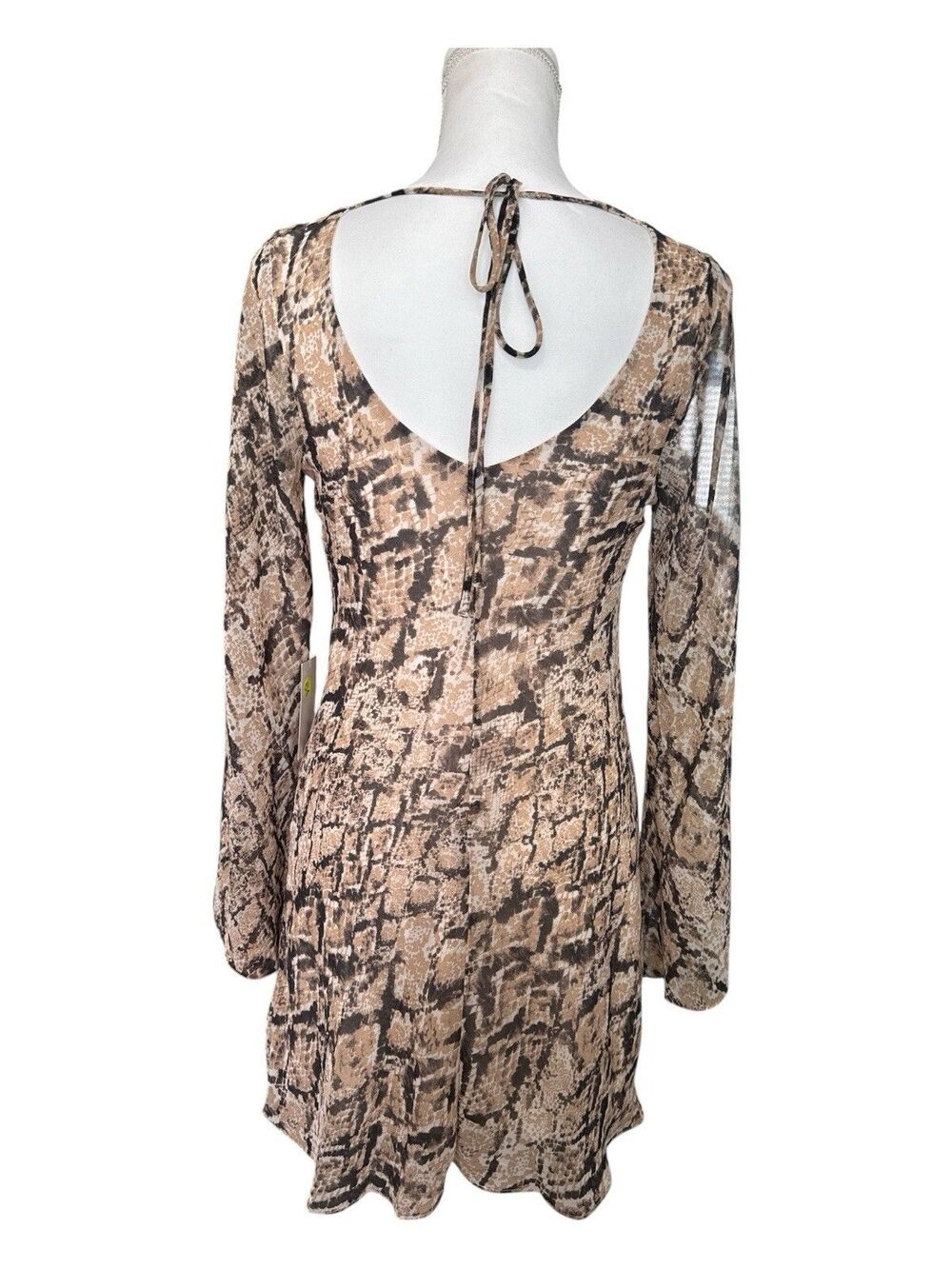 B. Darlin Snake Print Bell Sleeve Mini Dress Open Back Tie Neutral NWT Size 3/4 - Picture 4 of 9